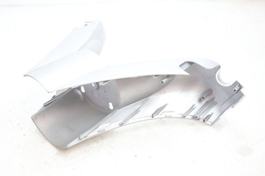 photo de OSŁONA KIEROWNICY PRZEDNIA KYMCO GRAND DINK 125 (2008 - 2014) - Oznaczenia i referencje