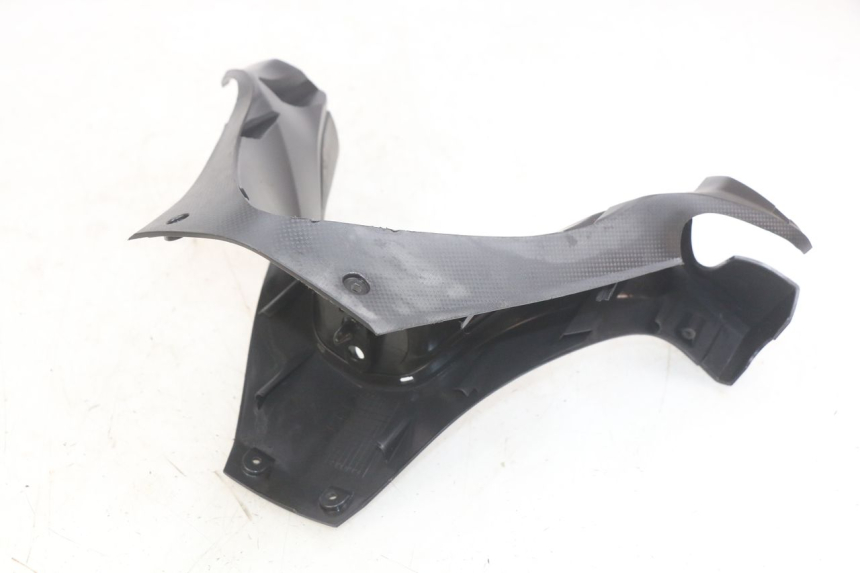 photo de OSŁONA KIEROWNICY PRZEDNIA SYM GTS EFI 125 (2012 - 2016) - Inny kąt widzenia