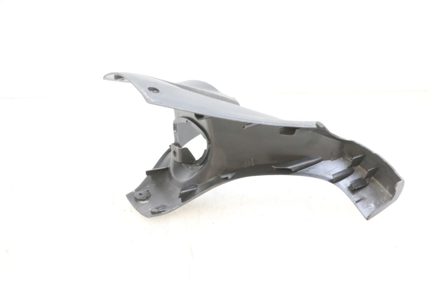 photo de OSŁONA KIEROWNICY PRZEDNIA SYM GTS EVO 125 (2009 - 2013) - Szczegół części