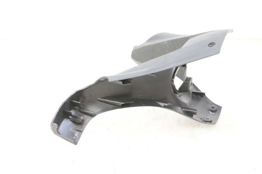 photo de OSŁONA KIEROWNICY PRZEDNIA SYM GTS EVO 125 (2009 - 2013) - Zoom stanu zużycia