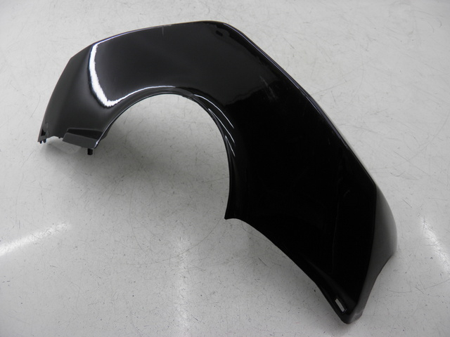 photo de OSŁONA KIEROWNICY PRZEDNIA JM MOTOR S-MAX 125 (2010 - 2014) - Zbliżenie techniczne