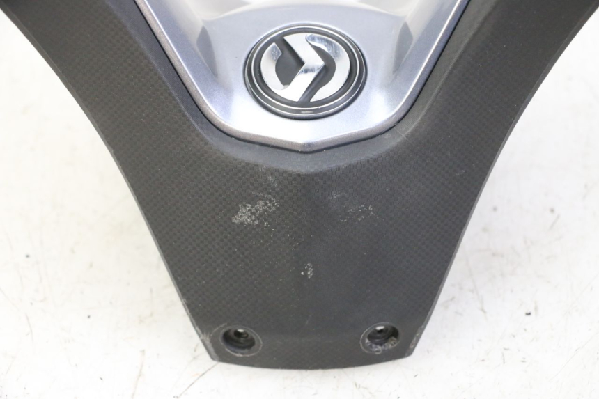 photo de OSŁONA KIEROWNICY PRZEDNIA SYM JOYMAX 125 (2010 - 2017) - Zbliżenie komponentów