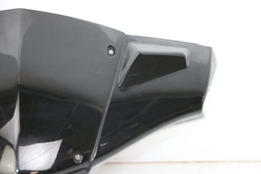 photo de OSŁONA KIEROWNICY PRZEDNIA PEUGEOT KISBEE 2T 50 (2018 - 2022) - Szczegóły charakterystyczne