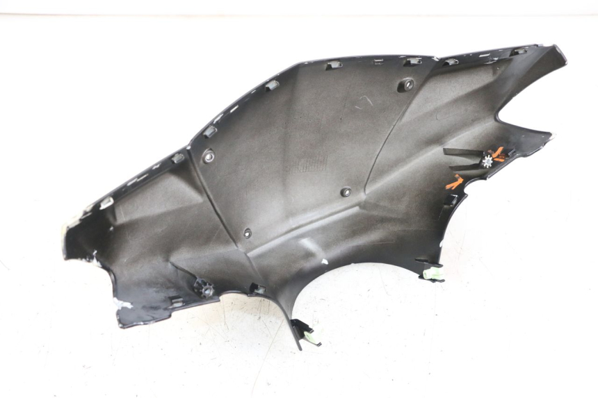 photo de OSŁONA KIEROWNICY PRZEDNIA PEUGEOT KISBEE 2T 50 (2018 - 2022) - Zbliżenie techniczne