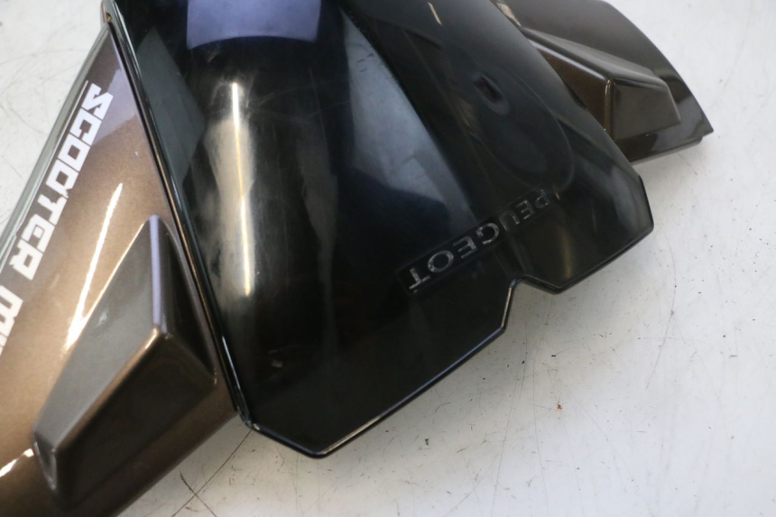 photo de OSŁONA KIEROWNICY PRZEDNIA PEUGEOT KISBEE 4T 50 (2010 - 2017) - Widok z bliska