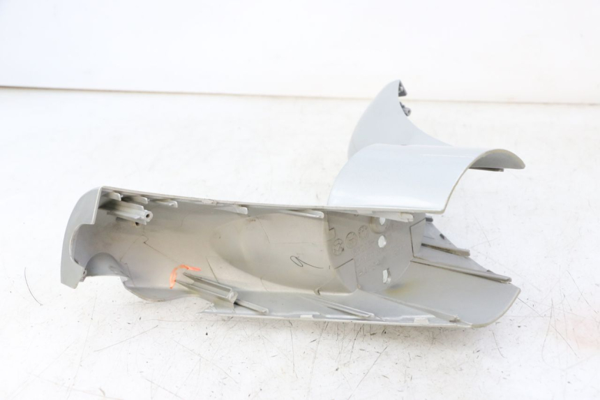 photo de OSŁONA KIEROWNICY PRZEDNIA KYMCO GRAND DINK 125 (2008 - 2014) - Zoom stanu zużycia