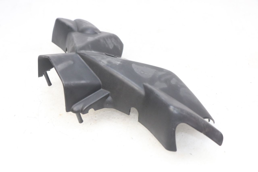 photo de OSŁONA KIEROWNICY PRZEDNIA PEUGEOT LUDIX 50 (2008 - 2017) - Zbliżenie techniczne