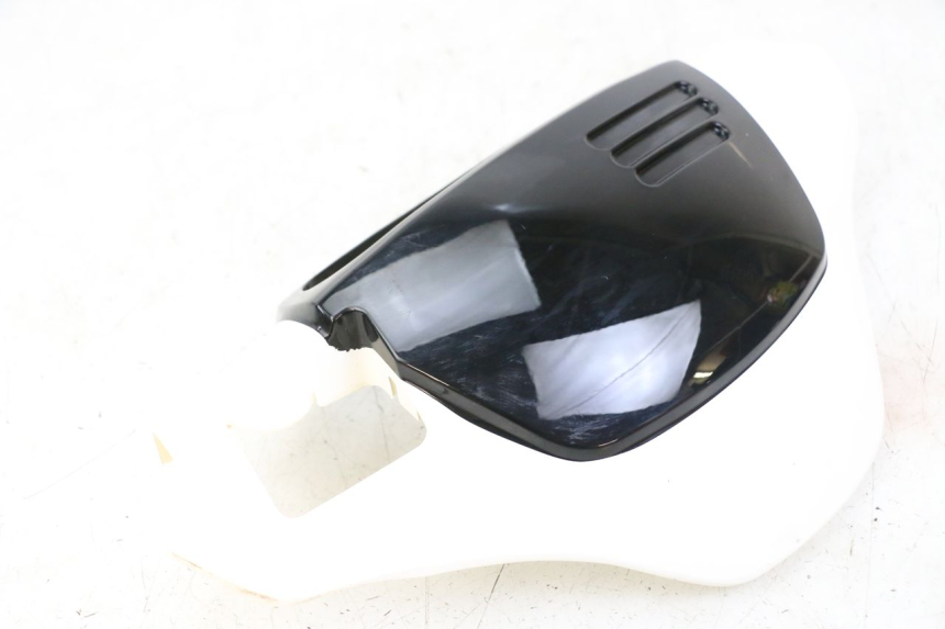 photo de OSŁONA KIEROWNICY PRZEDNIA MASH LEGEND'R 4T 50 (2021 - 2025) - Zbliżenie techniczne