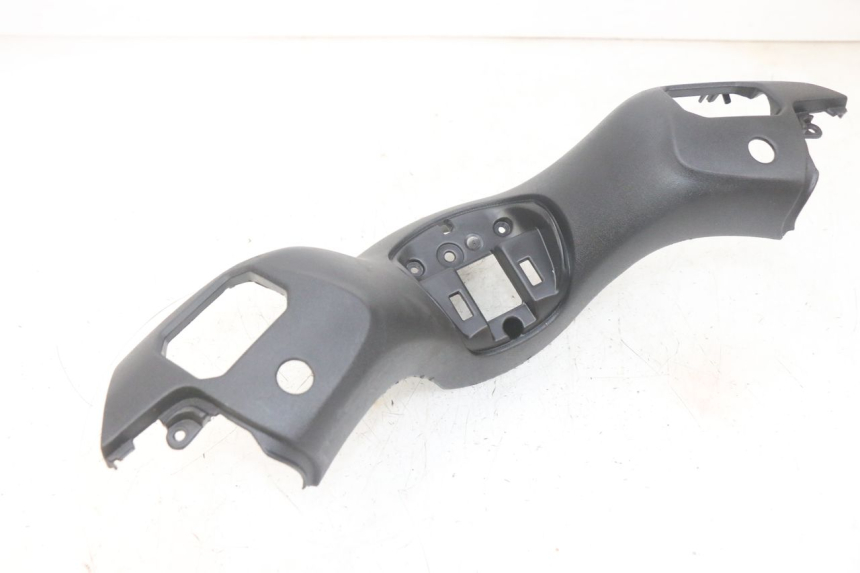 photo de OSŁONA KIEROWNICY PRZEDNIA PIAGGIO MP3 HPE 300 (2019 - 2026) - Część sprawdzona