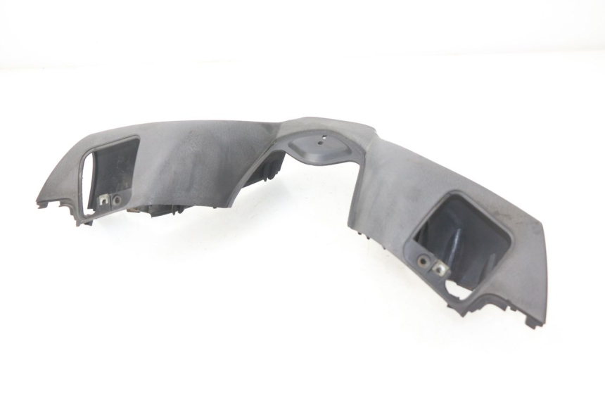 photo de OSŁONA KIEROWNICY PRZEDNIA PIAGGIO MP3 LT 400 (2007 - 2012) - Inny kąt widzenia