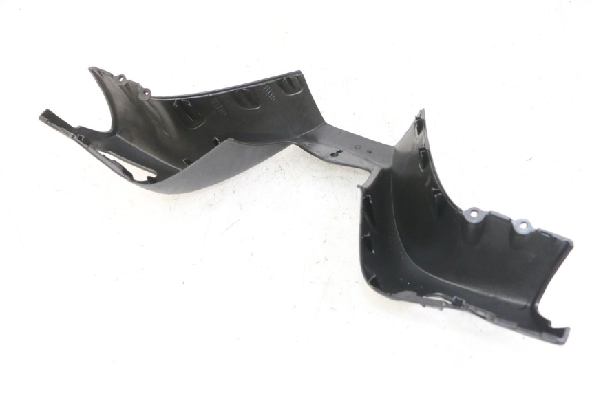 photo de OSŁONA KIEROWNICY PRZEDNIA PIAGGIO MP3 LT 300 (2010 - 2016) - Część sprawdzona