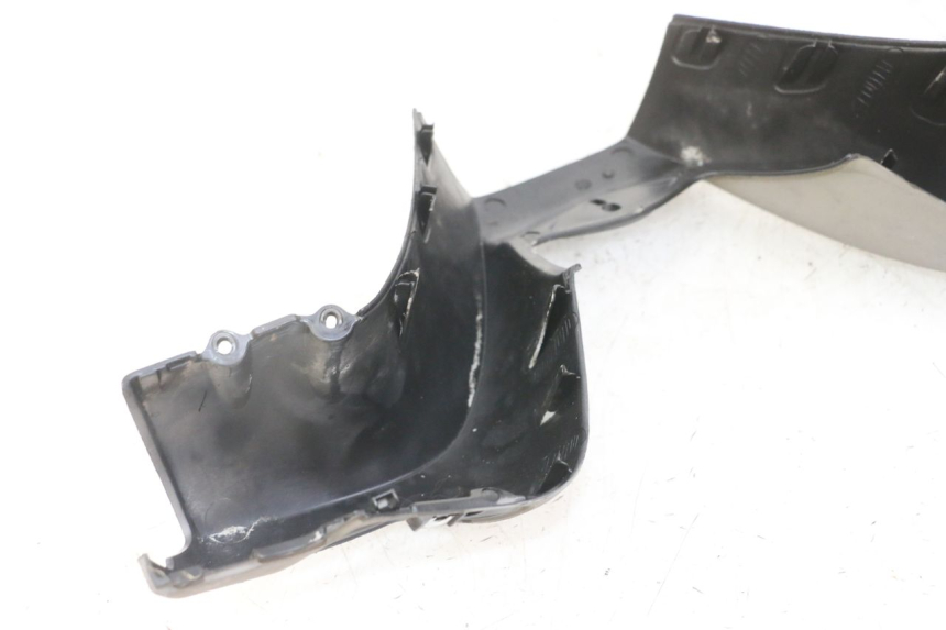 photo de OSŁONA KIEROWNICY PRZEDNIA PIAGGIO MP3 LT 300 (2010 - 2016) - Widok ogólny