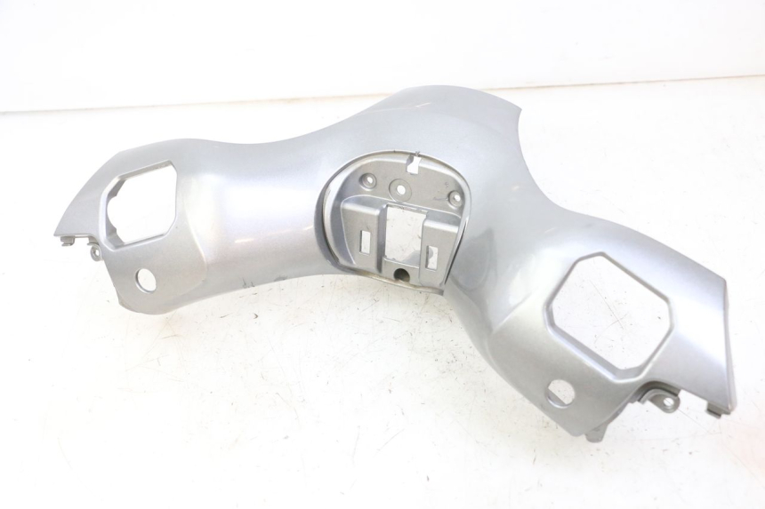 photo de OSŁONA KIEROWNICY PRZEDNIA PIAGGIO MP3 500 (2014 - 2017) - Widok główny