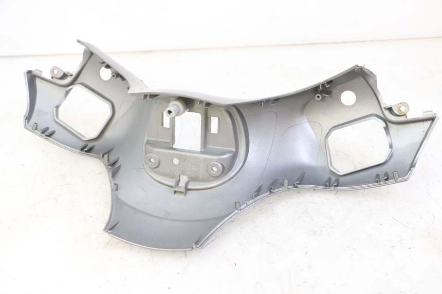 photo de OSŁONA KIEROWNICY PRZEDNIA PIAGGIO MP3 500 (2014 - 2017) - Widok ogólny