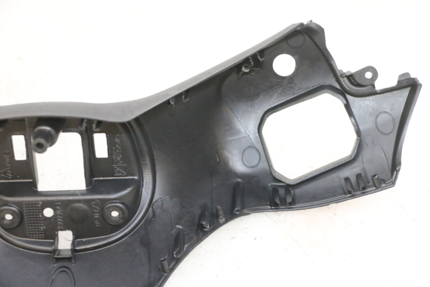 photo de OSŁONA KIEROWNICY PRZEDNIA PIAGGIO MP3 500 (2016 - 2018) - Widok ogólny