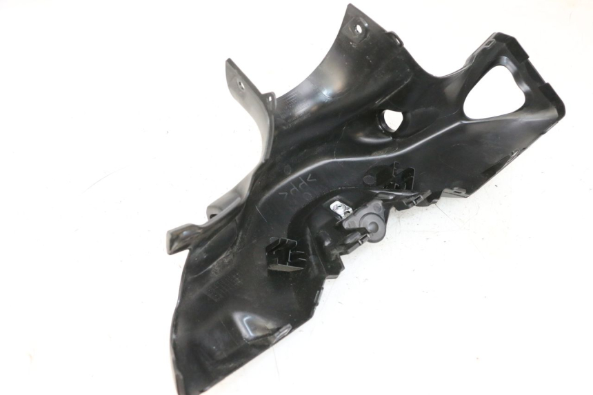 photo de OSŁONA KIEROWNICY PRZEDNIA YAMAHA NEO'S CORE 1 (2022 - 2026) - Szczegół części