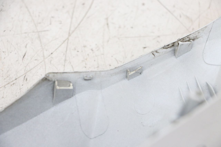 photo de OSŁONA KIEROWNICY PRZEDNIA YAMAHA NEOS NEO'S 4T 50 (2008 - 2016) - Zoom stanu zużycia