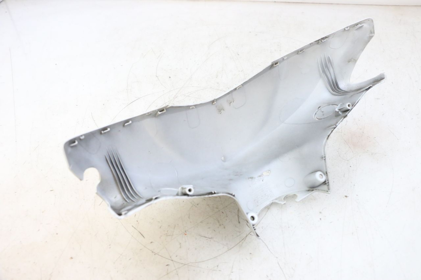 photo de OSŁONA KIEROWNICY PRZEDNIA YAMAHA NEOS NEO'S 4T 50 (2008 - 2016) - Zbliżenie techniczne