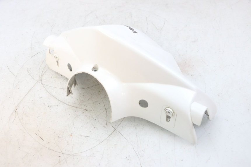 photo de OSŁONA KIEROWNICY PRZEDNIA SYM ORBIT 2 4T 50 (2008 - 2017) - Zbliżenie techniczne