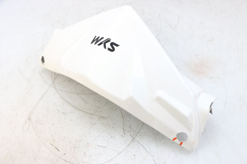 photo de OSŁONA KIEROWNICY PRZEDNIA SYM ORBIT 2 4T 50 (2008 - 2017) - Stan powierzchni