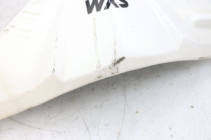 photo de OSŁONA KIEROWNICY PRZEDNIA SYM ORBIT 2 50 (2008 - 2014) - Inny kąt widzenia