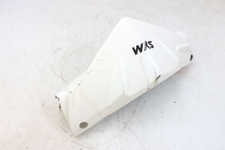 photo de OSŁONA KIEROWNICY PRZEDNIA SYM ORBIT 2 50 (2008 - 2014) - Zbliżenie techniczne