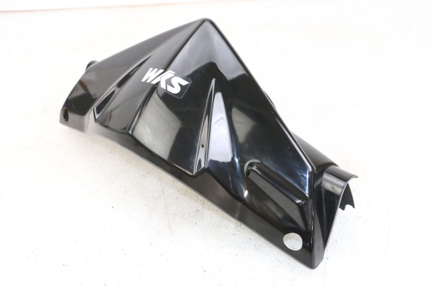 photo de OSŁONA KIEROWNICY PRZEDNIA SYM ORBIT 50 (2008 - 2010) - Inny kąt widzenia