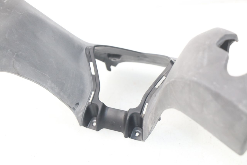 photo de OSŁONA KIEROWNICY PRZEDNIA DAELIM S3 125 (2010 - 2017) - Szczegół części