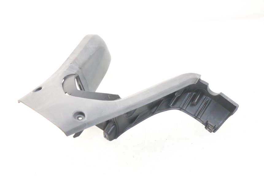 photo de OSŁONA KIEROWNICY PRZEDNIA DAELIM S3 125 (2010 - 2017) - Zbliżenie techniczne