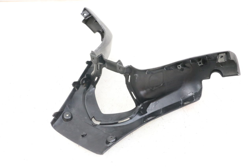 photo de OSŁONA KIEROWNICY PRZEDNIA DAELIM S3 125 (2010 - 2017) - Zbliżenie techniczne