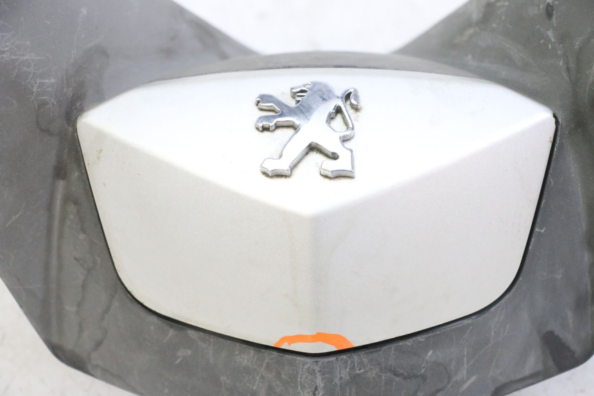 photo de OSŁONA KIEROWNICY PRZEDNIA PEUGEOT SATELIS 125 (2013 - 2018) - Punkty mocowania