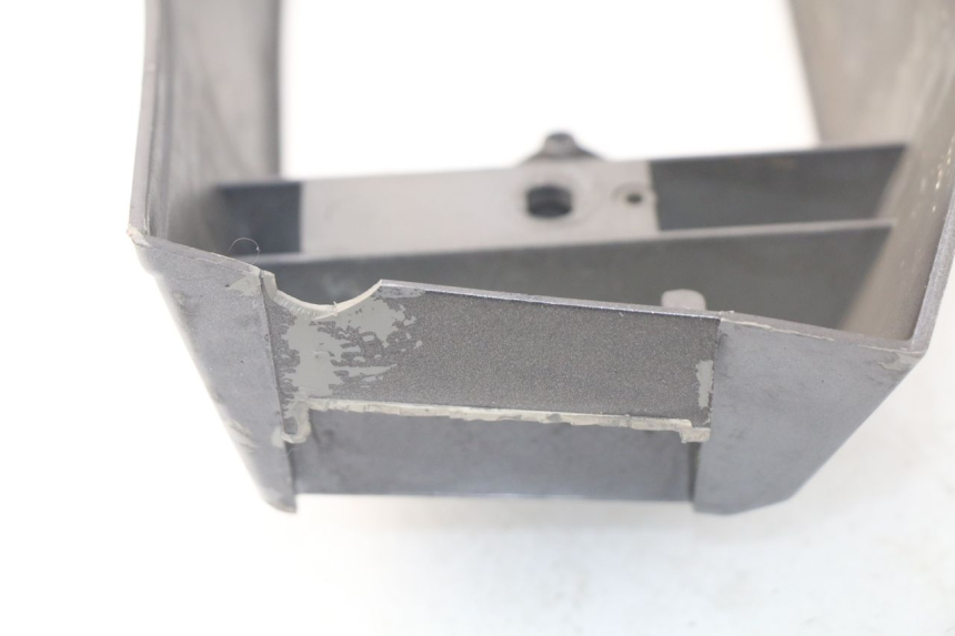 photo de OSŁONA KIEROWNICY PRZEDNIA PEUGEOT SC 50 (1988 - 1992) - Szczegół części