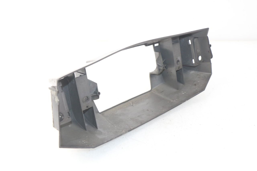 photo de OSŁONA KIEROWNICY PRZEDNIA PEUGEOT SC 50 (1988 - 1992) - Zoom stanu zużycia