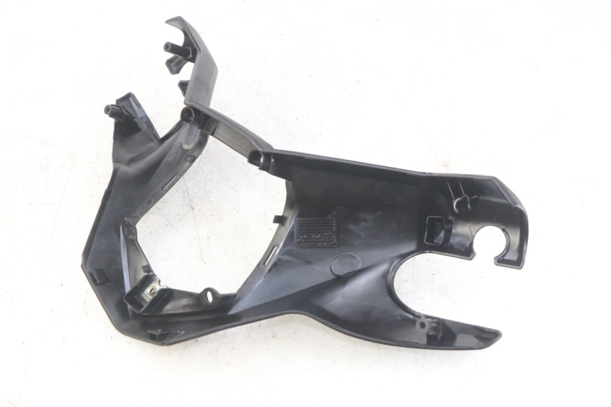 photo de OSŁONA KIEROWNICY PRZEDNIA MBK SKYCRUISER 125 (2010 - 2013) - Szczegół części