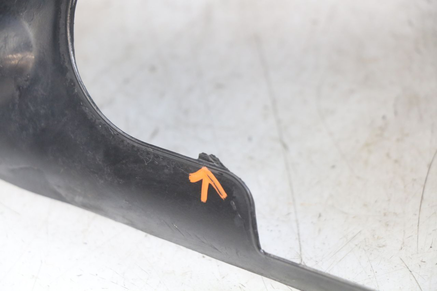 photo de OSŁONA KIEROWNICY PRZEDNIA PEUGEOT SPEEDFIGHT LC 50 (1996 - 2002) - Stan powierzchni