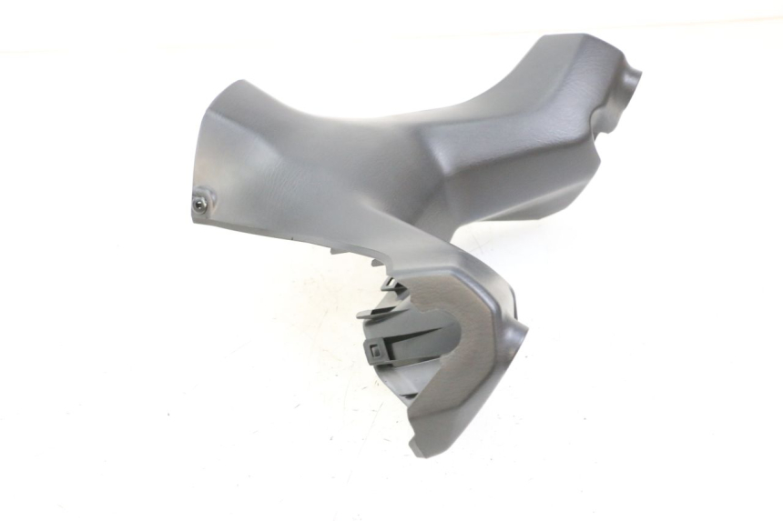 photo de OSŁONA KIEROWNICY PRZEDNIA SUZUKI BURGMAN 125 (2018 - 2021) - Inny kąt widzenia