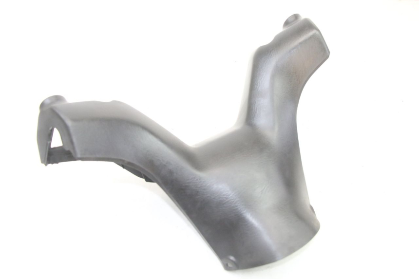 photo de OSŁONA KIEROWNICY PRZEDNIA SUZUKI BURGMAN 125 (2015 - 2017) - Szczegół części