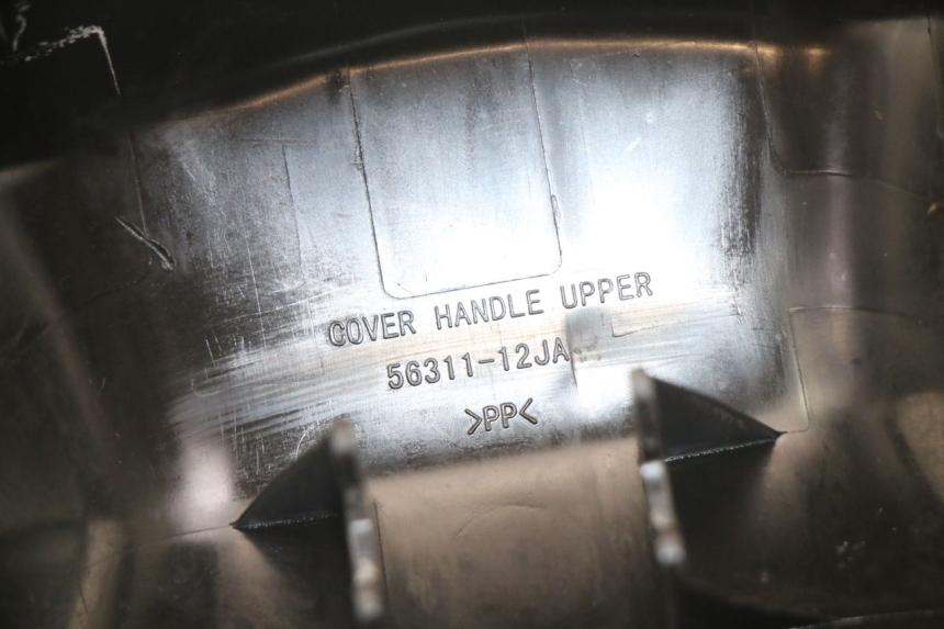 photo de OSŁONA KIEROWNICY PRZEDNIA SUZUKI BURGMAN 125 (2015 - 2017) - Stan powierzchni