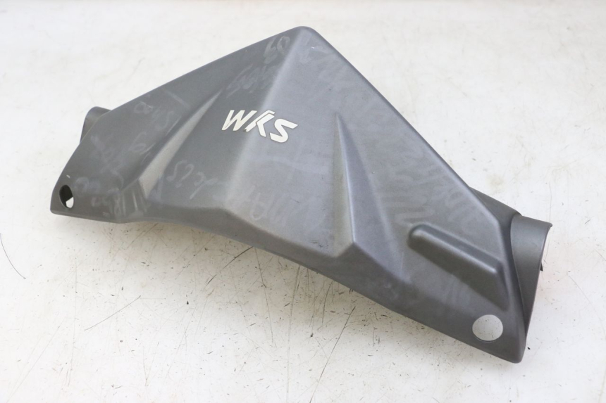 photo de OSŁONA KIEROWNICY PRZEDNIA SYM ORBIT 2 4T 50 (2008 - 2017) - Widok ogólny