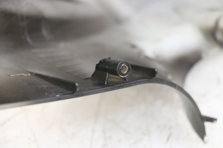 photo de OSŁONA KIEROWNICY PRZEDNIA TNT MOTOR ROMA 10' 4T 50 (2019 - 2022) - Stan powierzchni