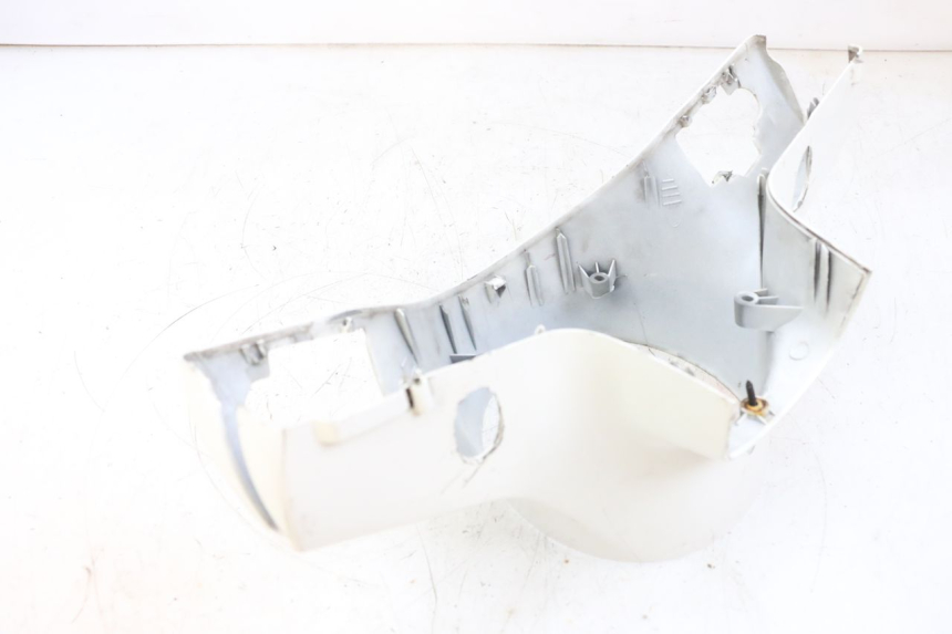 photo de OSŁONA KIEROWNICY PRZEDNIA PIAGGIO VESPA GTS SUPER IE 125 (2009 - 2016) - Widok ogólny