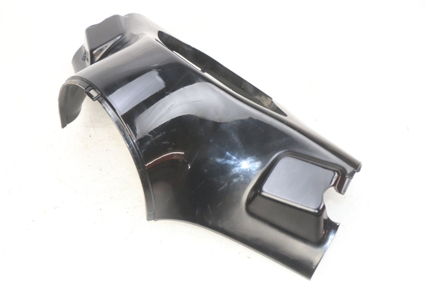 photo de OSŁONA KIEROWNICY PRZEDNIA PIAGGIO VESPA PRIMAVERA 2T 50 (2013 - 2018) - Stan powierzchni