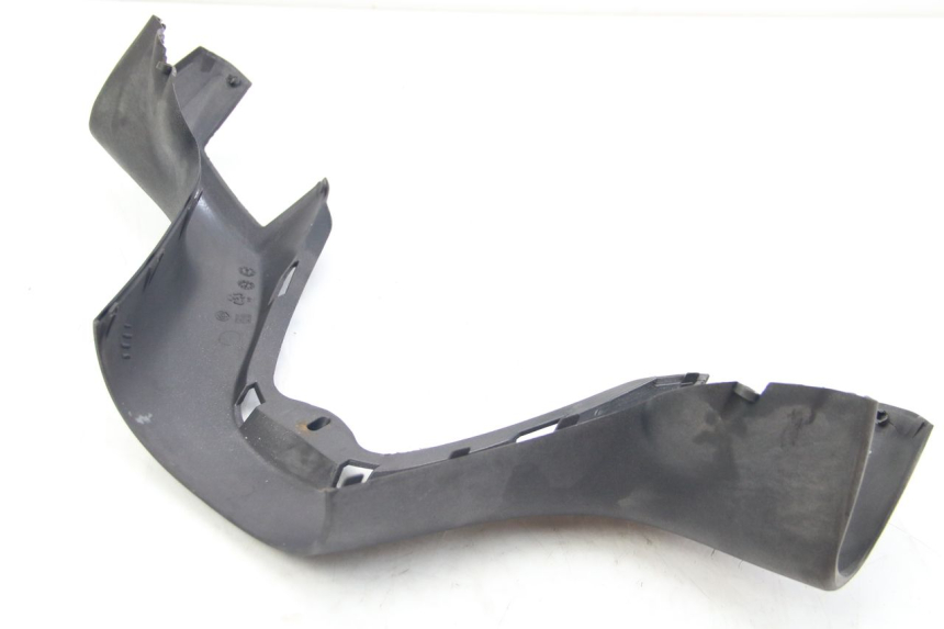 photo de OSŁONA KIEROWNICY PRZEDNIA PIAGGIO X8 125 (2004 - 2007) - Zoom stanu zużycia