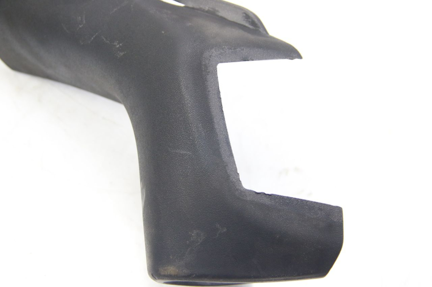 photo de OSŁONA KIEROWNICY PRZEDNIA PIAGGIO X8 125 (2004 - 2007) - Stan powierzchni