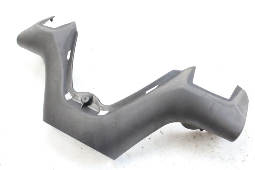 photo de OSŁONA KIEROWNICY PRZEDNIA PIAGGIO X9 EVOLUTION 125 (2003 - 2007) - Zoom stanu zużycia