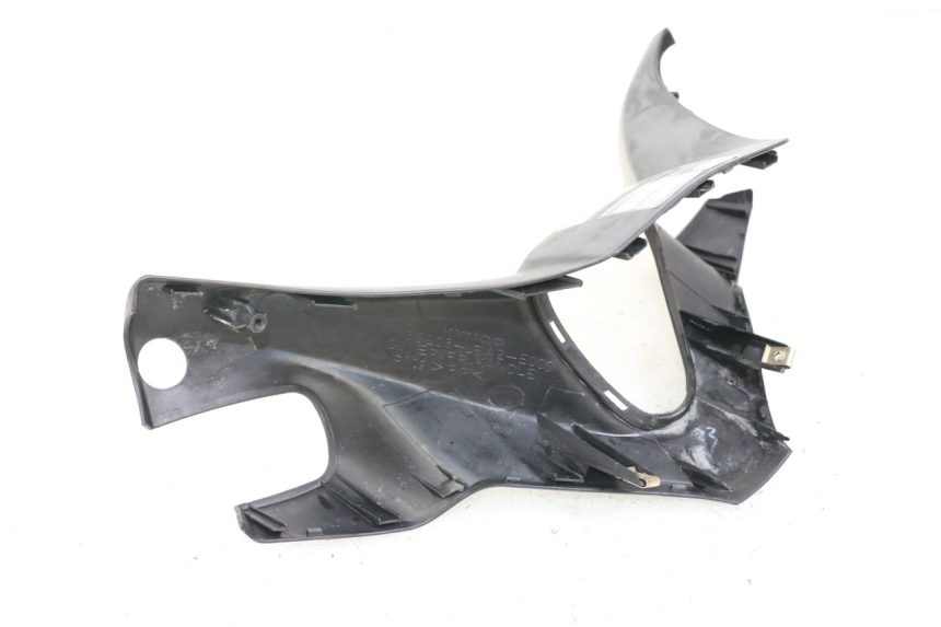 photo de OSŁONA KIEROWNICY PRZEDNIA KYMCO XCITING 250 (2006 - 2009) - Zoom stanu zużycia