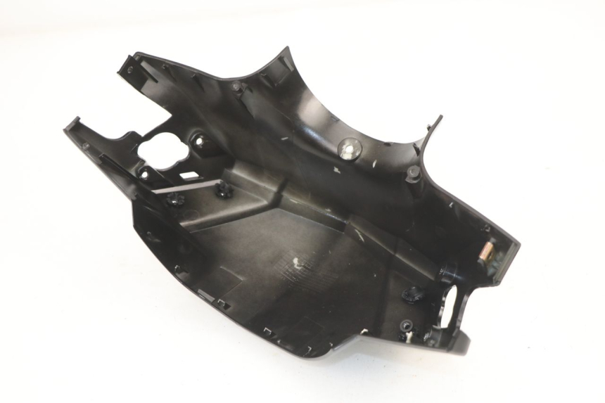 photo de OSŁONA KIEROWNICY PRZEDNIA RAZZO XENON 4T 50 (2008 - 2012) - Zbliżenie techniczne
