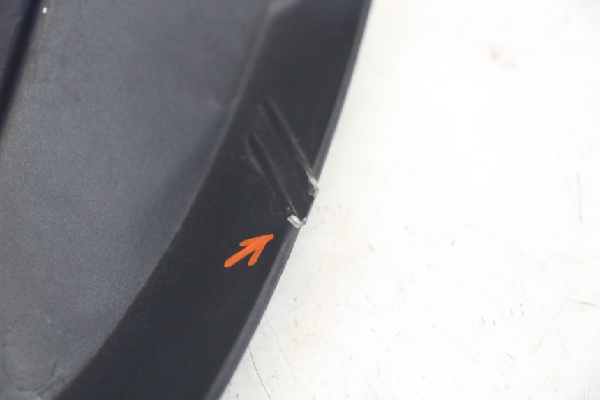 photo de OSŁONA KIEROWNICY PRZEDNIA PIAGGIO XEVO - X EVO 125 (2007 - 2017) - Punkty mocowania