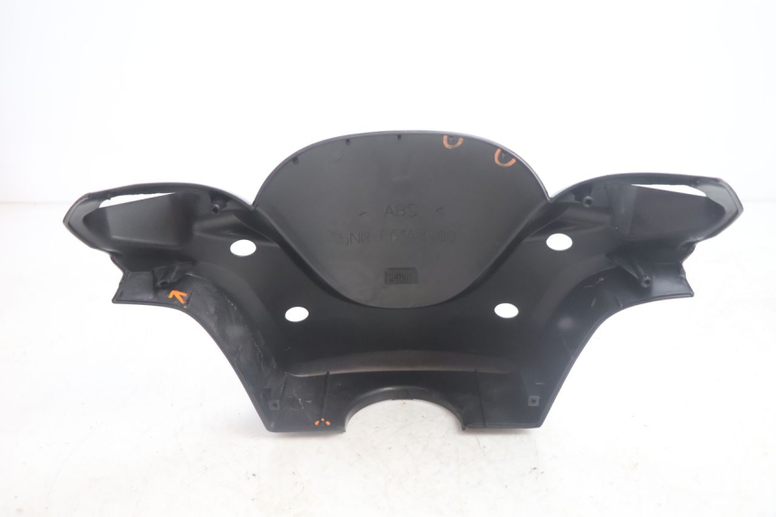 photo de OSŁONA KIEROWNICY PRZEDNIA YAMAHA YP MAJESTY 125 (2002 - 2006) - Widok ogólny
