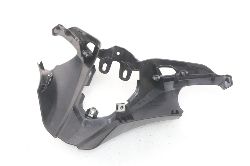 photo de OSŁONA KIEROWNICY PRZEDNIA YAMAHA YP T-MAX TMAX 530 (2017 - 2020) - Inny kąt widzenia